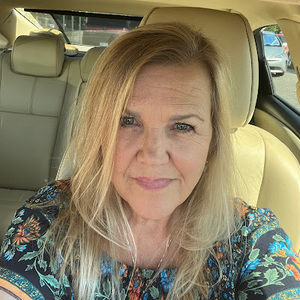 Meet your Posher, Joan